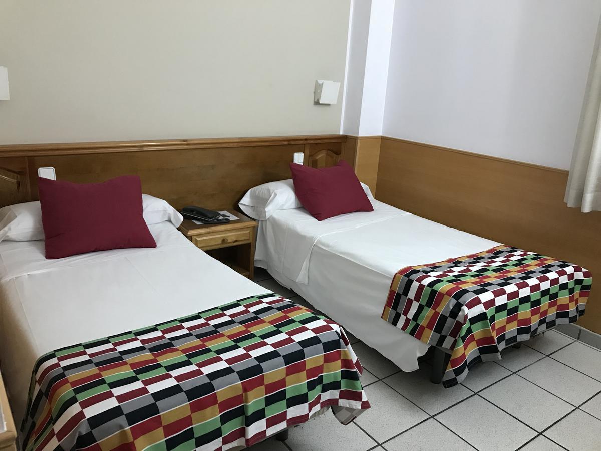 Hotel Pitiusa アンドラ・ラ・ベリャ エクステリア 写真